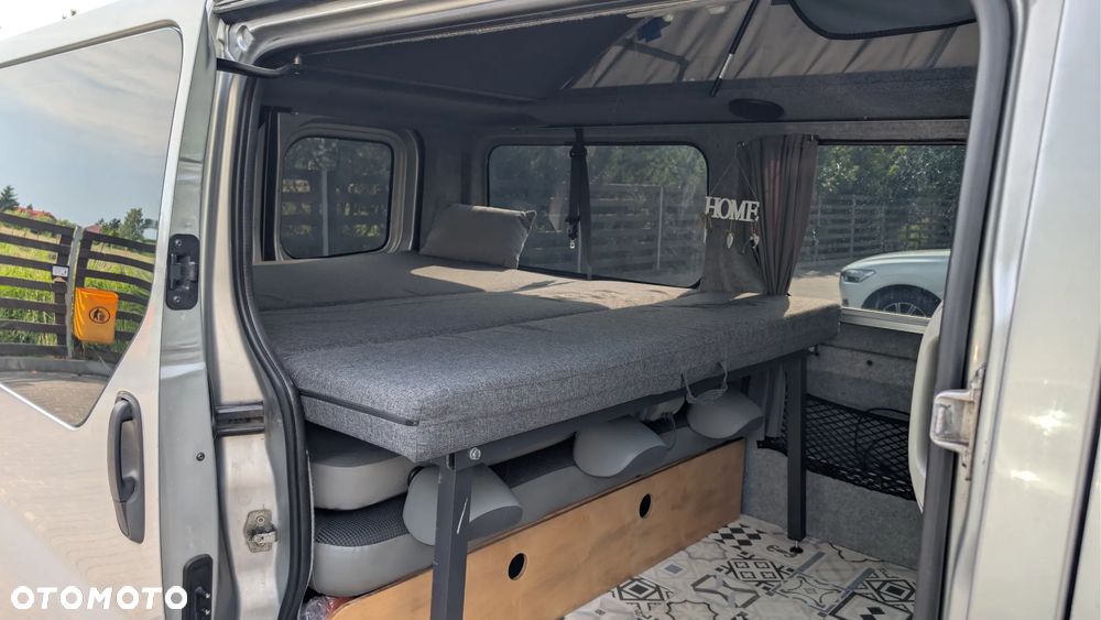 Opel Vivaro - 10