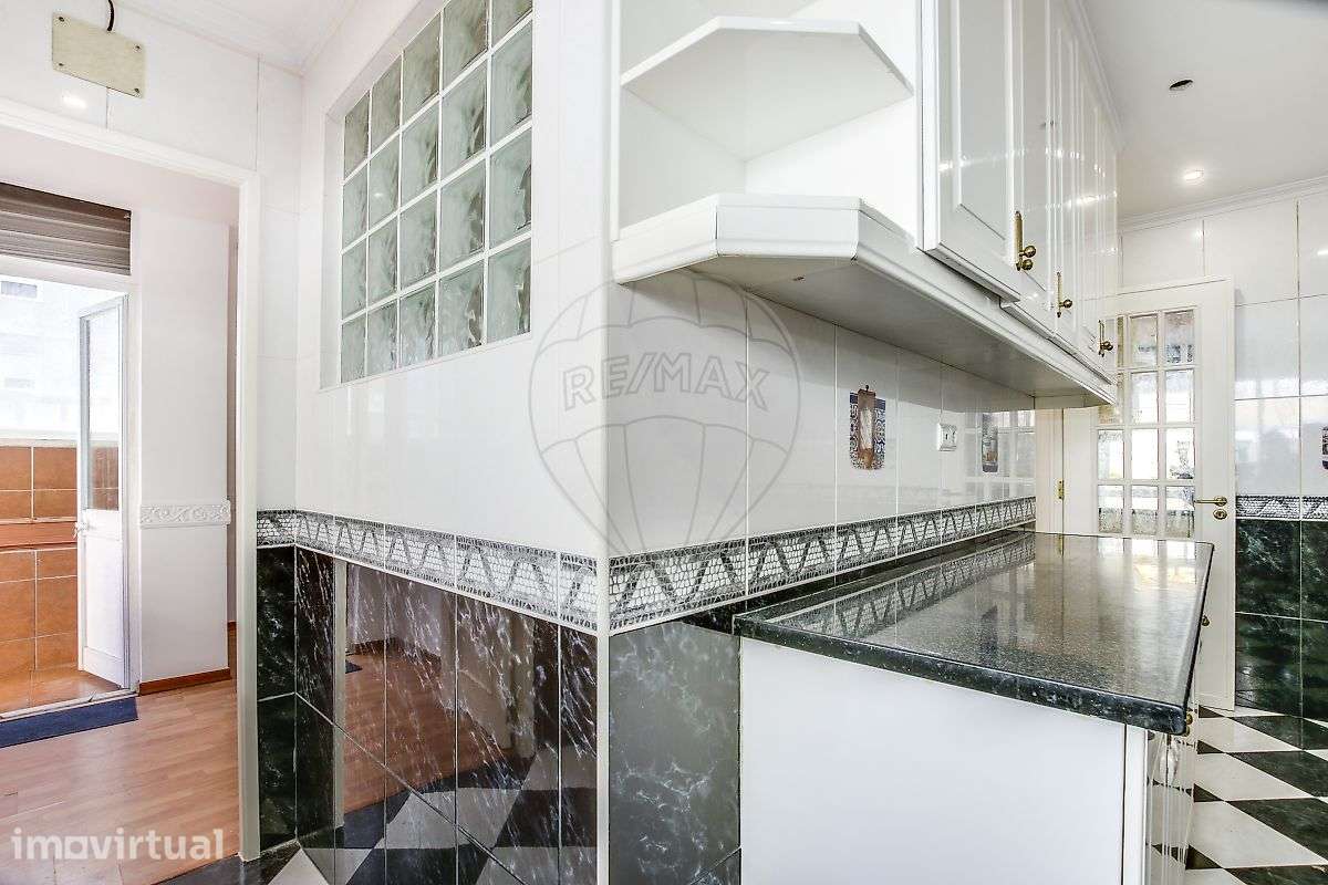 Apartamento T2 para arrendamento - Grande imagem: 4/32
