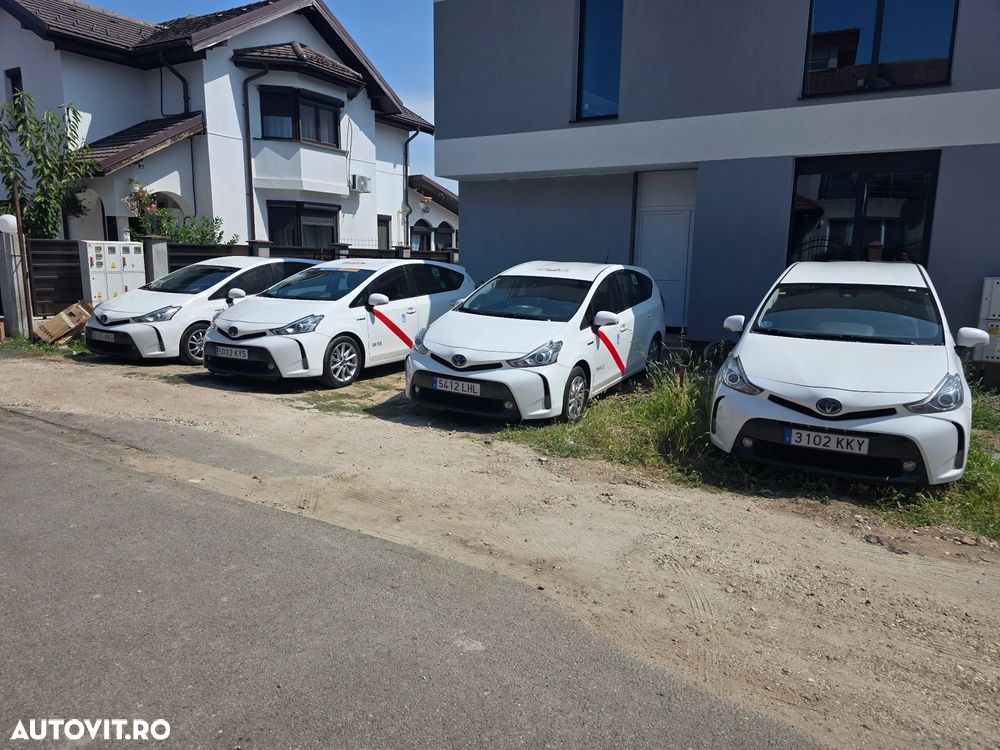 Toyota Prius+ - 4