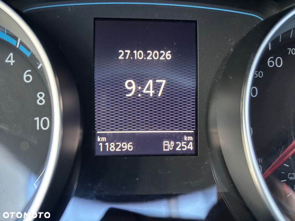 Volkswagen Golf e-Golf - 15
