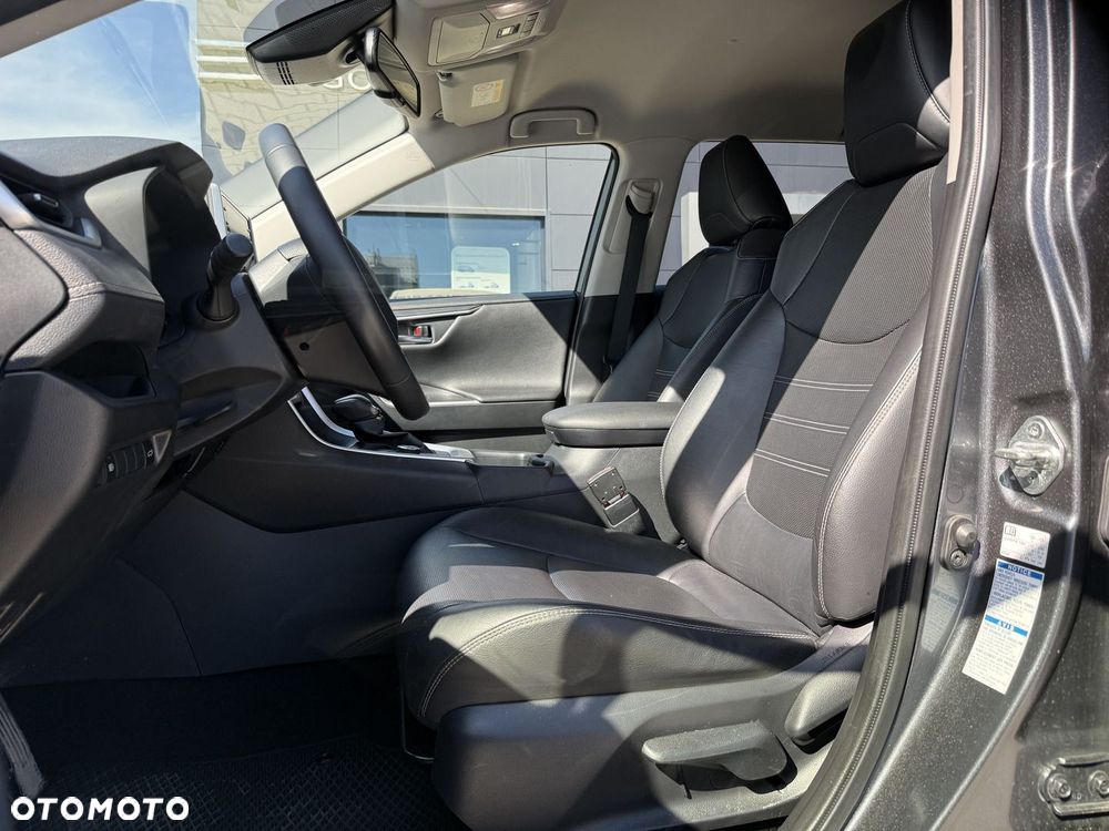 Toyota RAV4 - 23