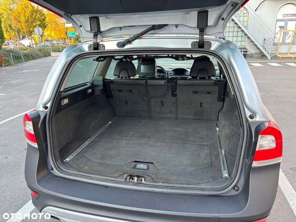 Volvo XC 70 - 23