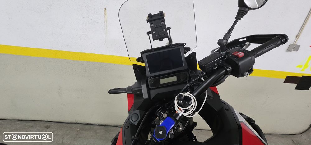 Honda Africa Twin CRF 1100 - 11