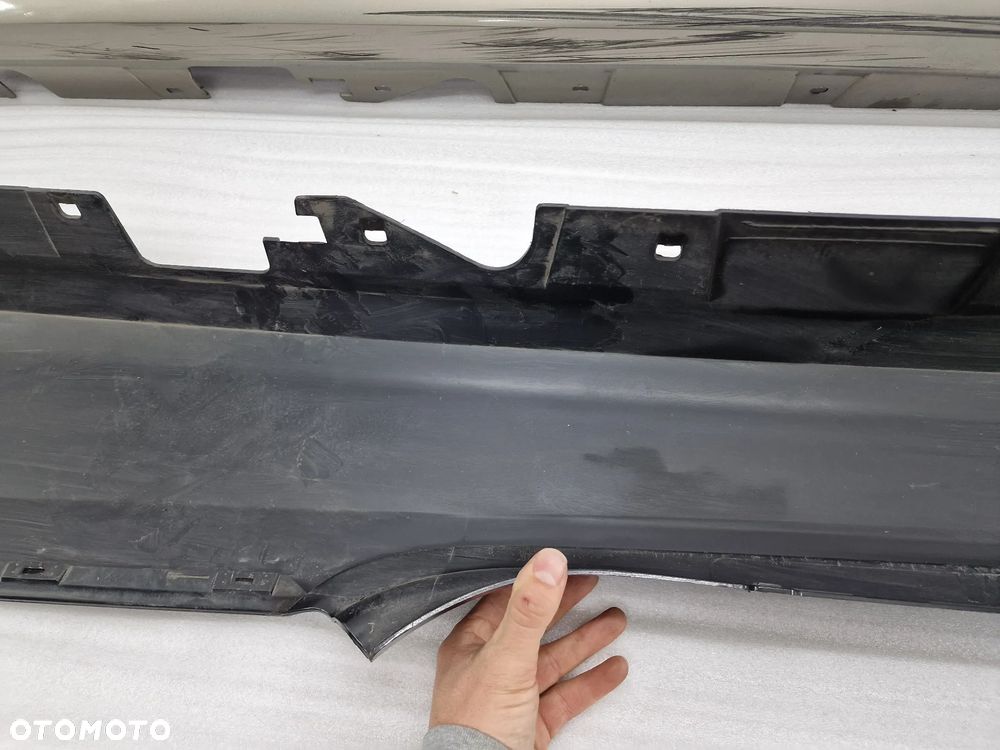 BMW E92 / E93 06- PRAWA LISTWA PROGOWA / NAKŁADKA PROGU , NR 51777130874 , NR AUKCJI PR263 - 8