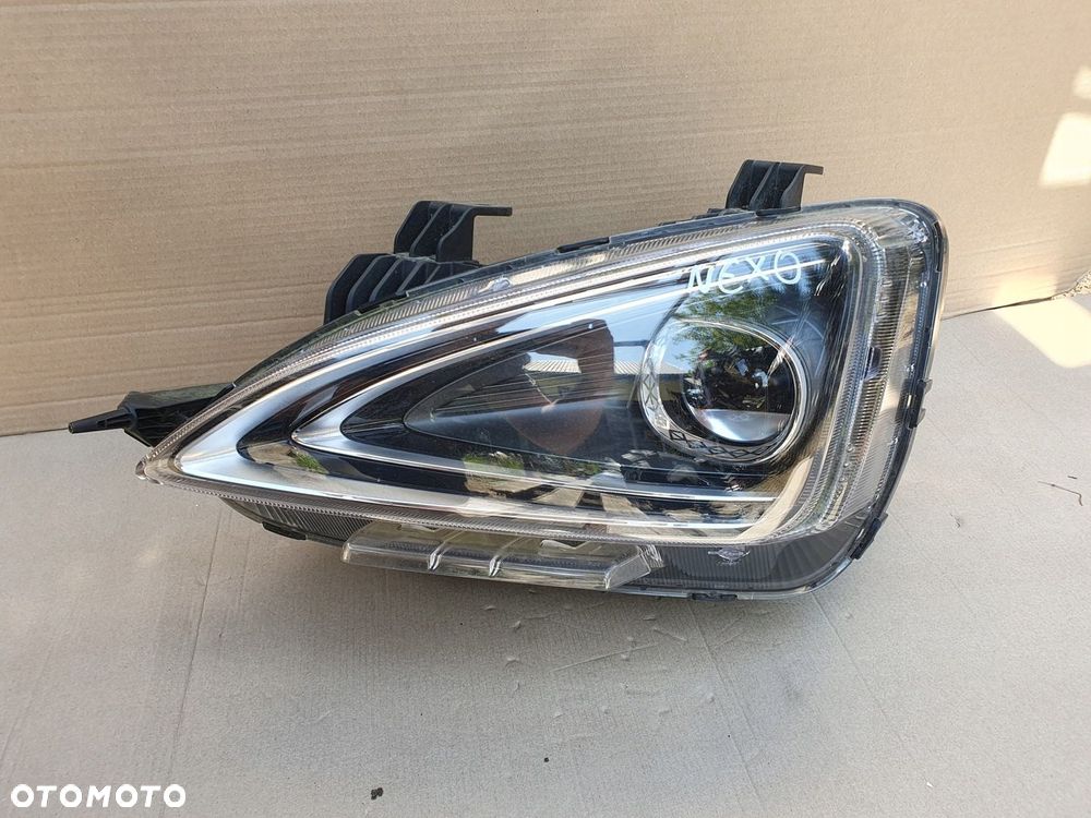 LAMPA LEWA PRZÓD PRZEDNIA REFLEKTOR FULL LED HYUNDAI NEXO 92101-M5100