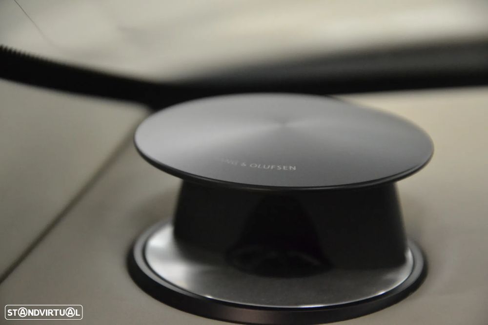 Aston Martin DB11 Coupé V12 Auto - 28