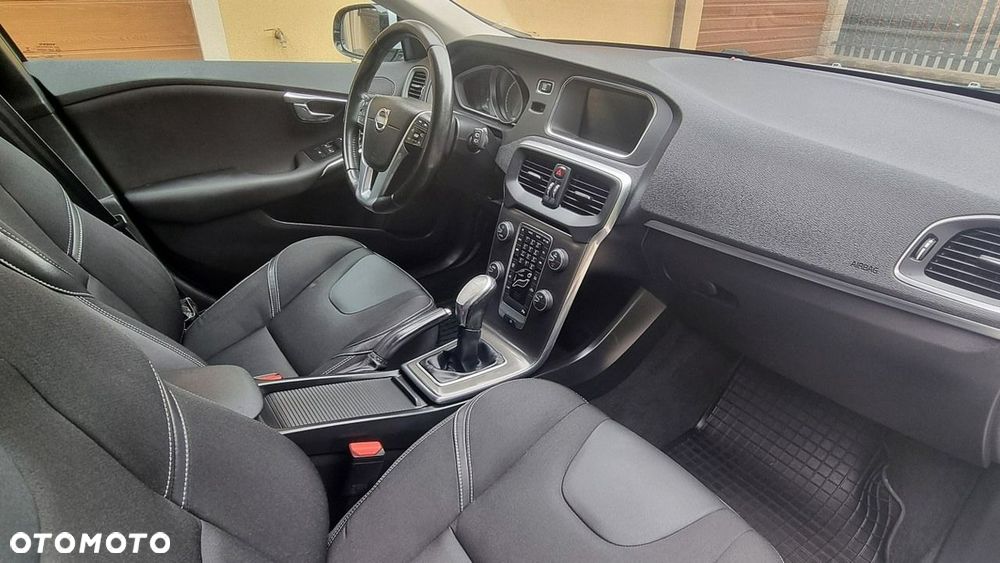 Volvo V40 - 12