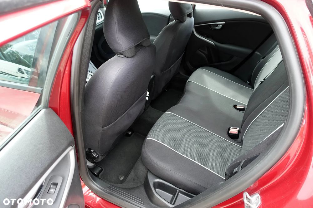 Volvo V40 D2 Momentum - 15