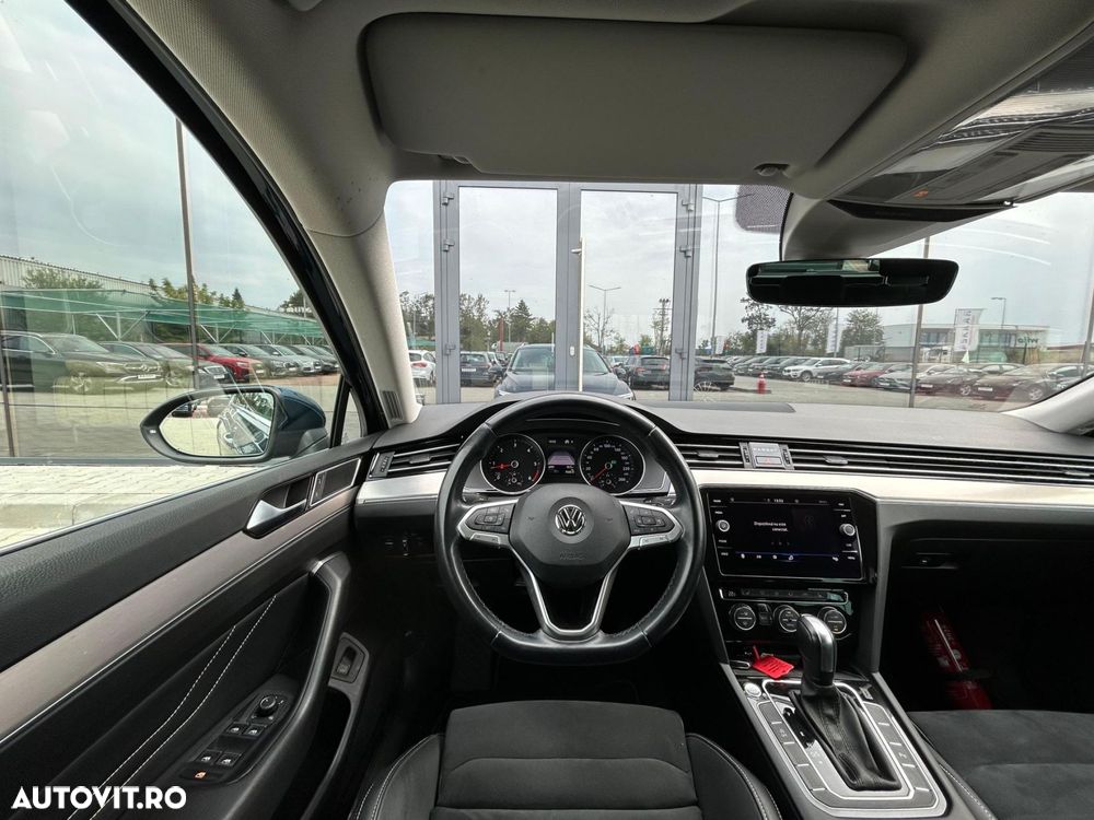 Volkswagen Passat 2.0 TDI SCR DSG Elegance - 13