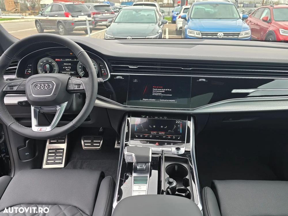 Audi Q8 55 TFSI e quattro Tiptronic PHEV - 12