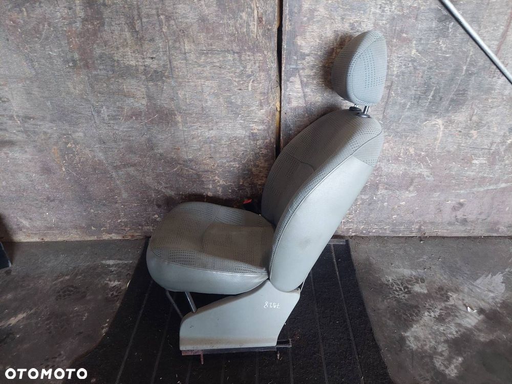 FOTEL LEWY PRZÓD KIEROWCY RENAULT KANGOO I FL ID: 239027 - 4