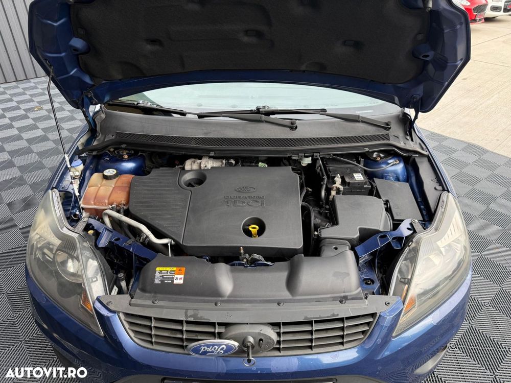 Ford Focus - 11