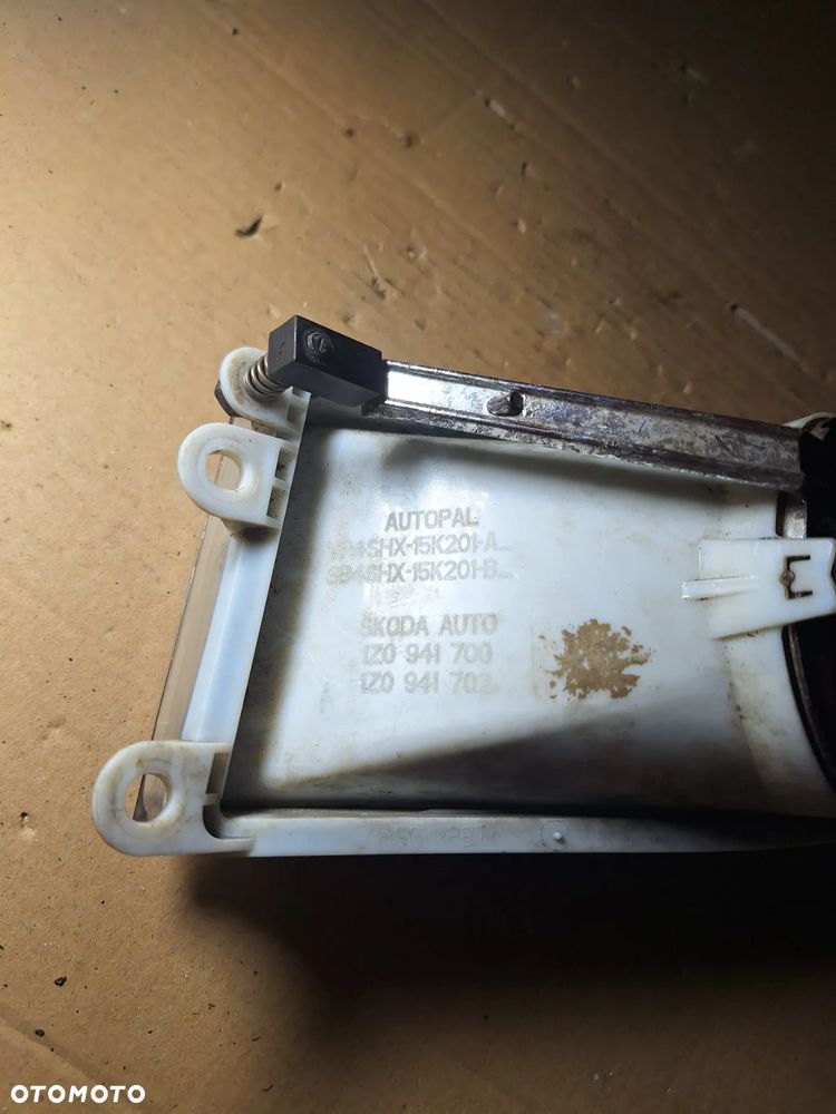 halogen prawy SKODA OCTAVIA II 1Z0941700 - 5