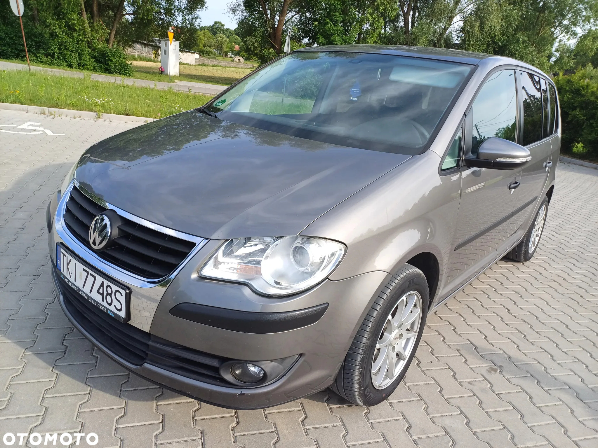 Volkswagen Touran 1.9 TDI DPF Trendline - 9