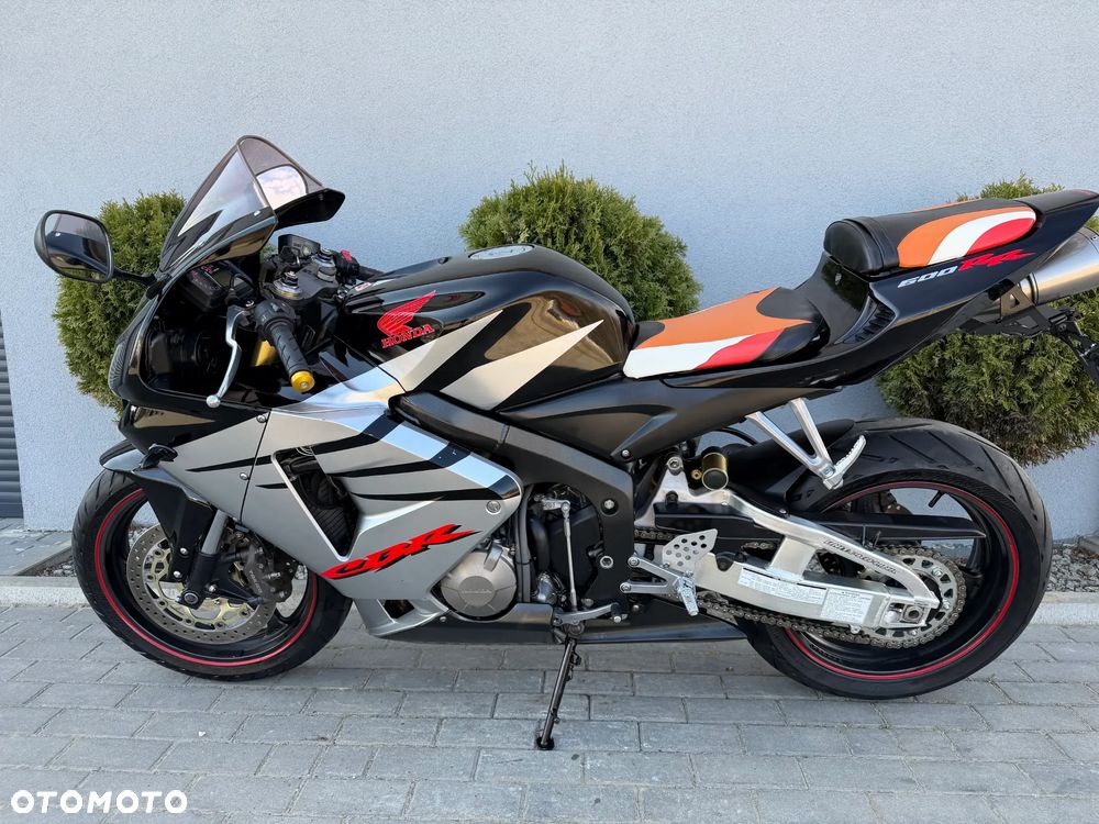 Honda CBR - 9