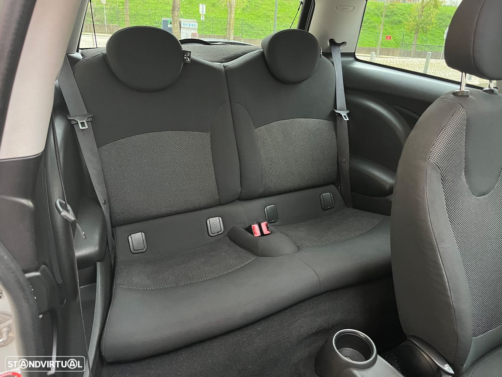 MINI 3 Portas One 1.4 - 8