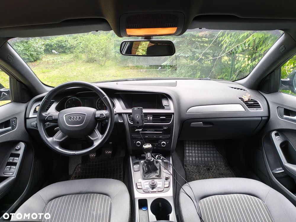 Audi A4 Avant 2.0 TDI DPF S line Sportpaket - 13