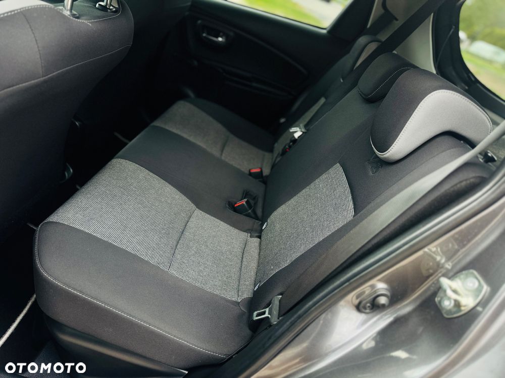 Toyota Yaris Hybrid 1.5 Executive - 14