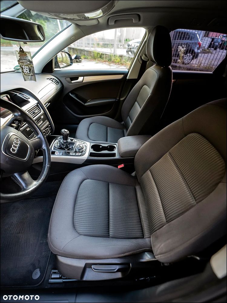 Audi A4 Avant - 33