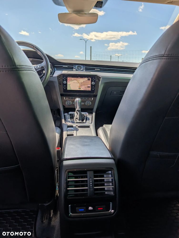 Volkswagen Passat 2.0 TSI BMT Highline DSG - 20
