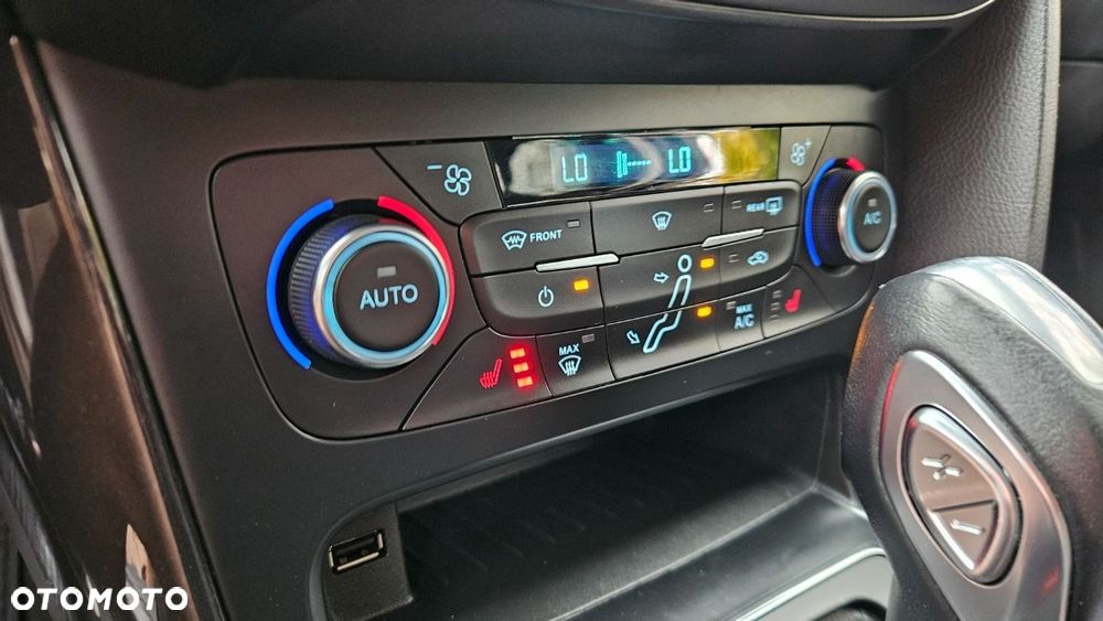 Ford Focus - 28
