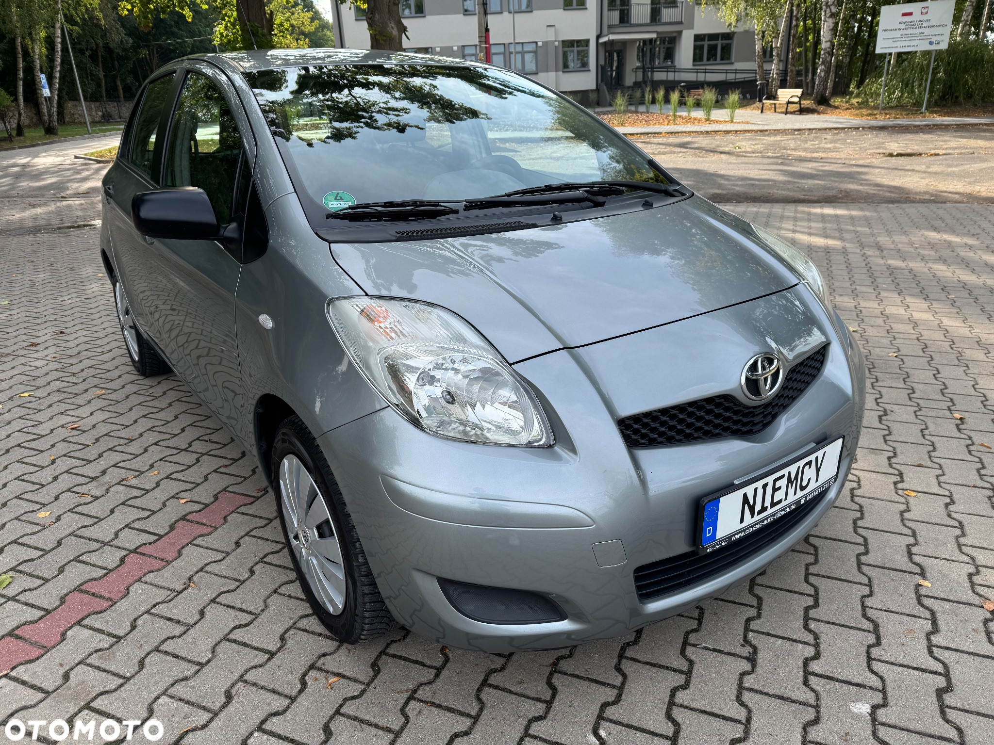 Toyota Yaris - 8
