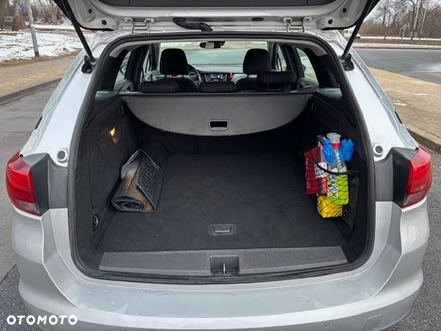 Opel Astra 1.2 T Business Elegance S&S - 5