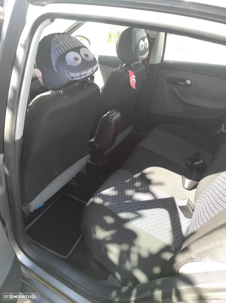 SEAT Cordoba 1.9 TDI Signo - 11