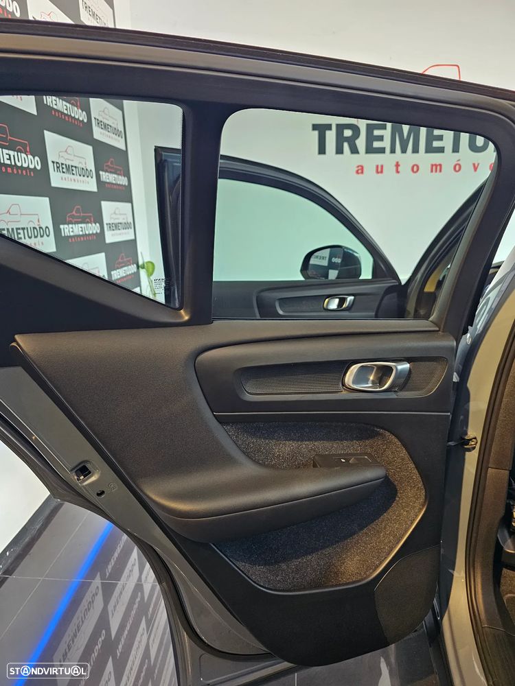 Volvo XC 40 2.0 D3 Geartronic - 15