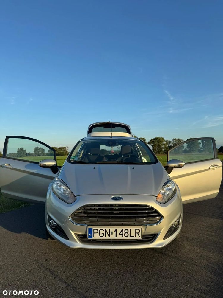 Ford Fiesta - 8