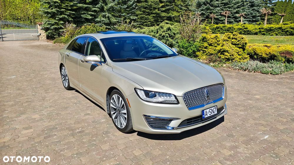 Lincoln MKZ - 2
