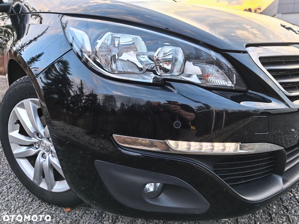 Peugeot 308 1.6 BlueHDi Allure S&S - 11