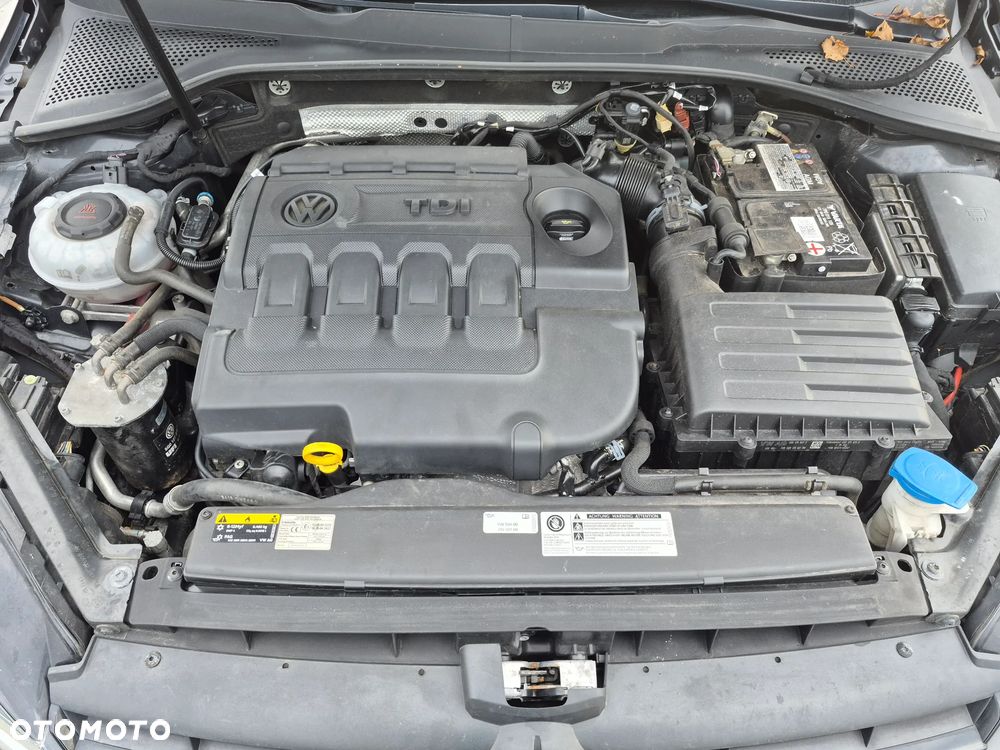 Volkswagen Golf 1.6 TDI BMT Highline DSG - 19
