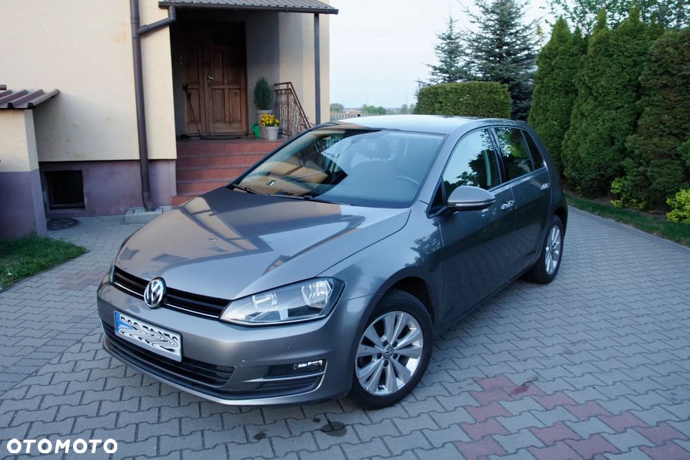 Volkswagen Golf - 4