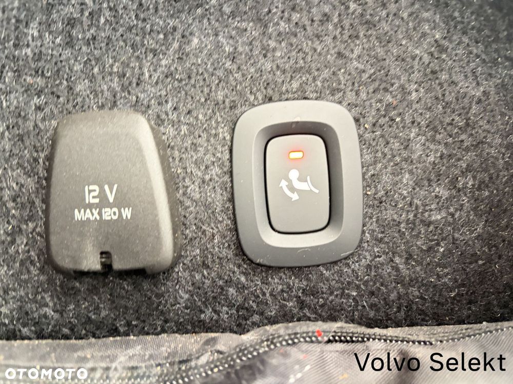 Volvo S60 B5 B AWD Plus Dark - 15