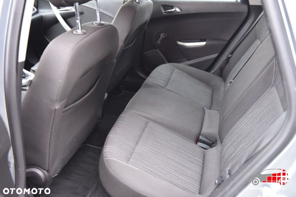 Opel Astra - 18