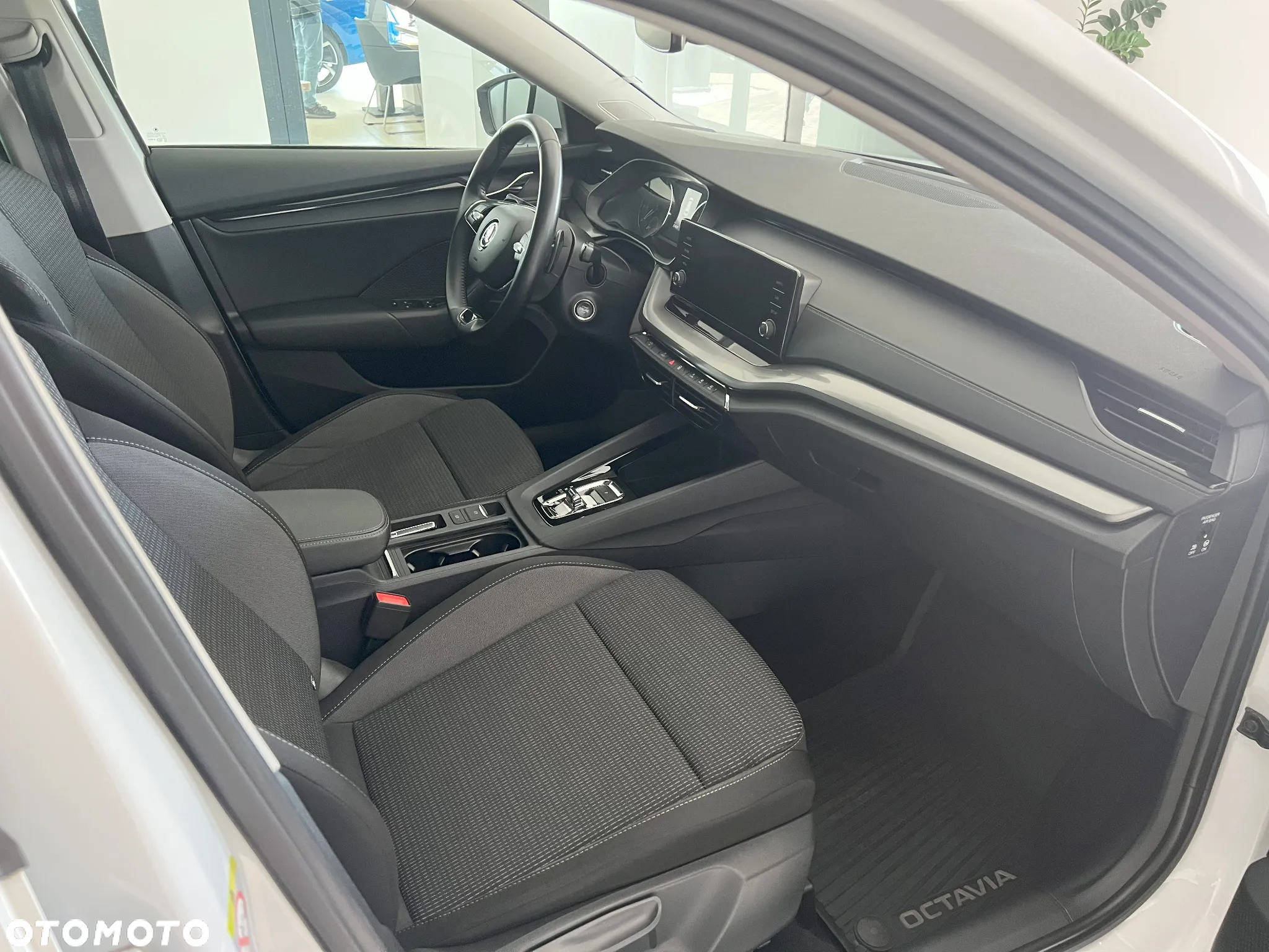 Skoda Octavia 1.5 TSI e-Tec Ambition DSG - 9