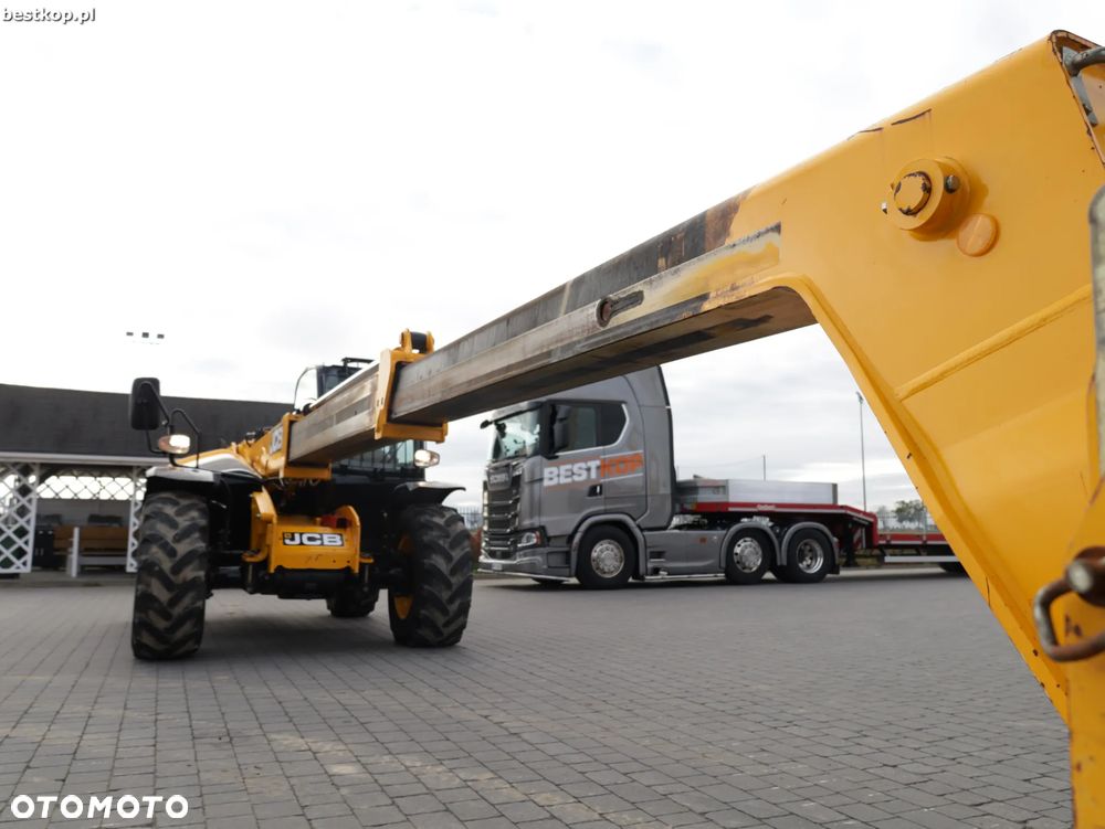 JCB 535-95 - 24