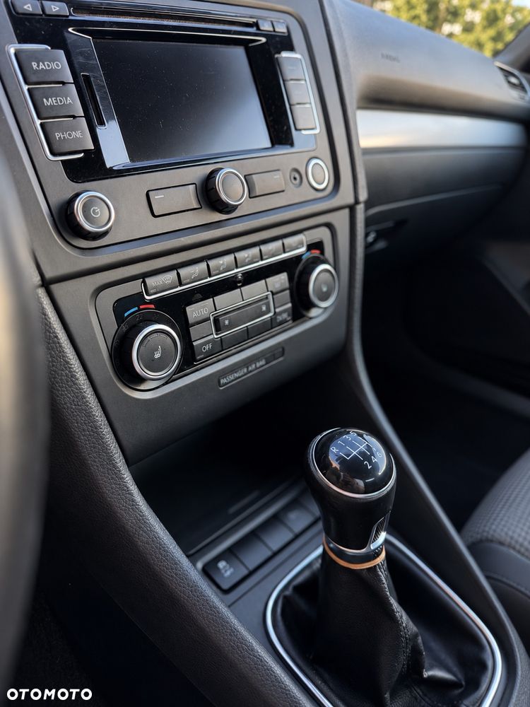 Volkswagen Golf - 21