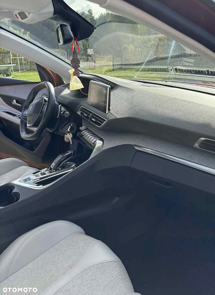 Peugeot 3008 1.5 BlueHDi Active S&S EAT8 - 18