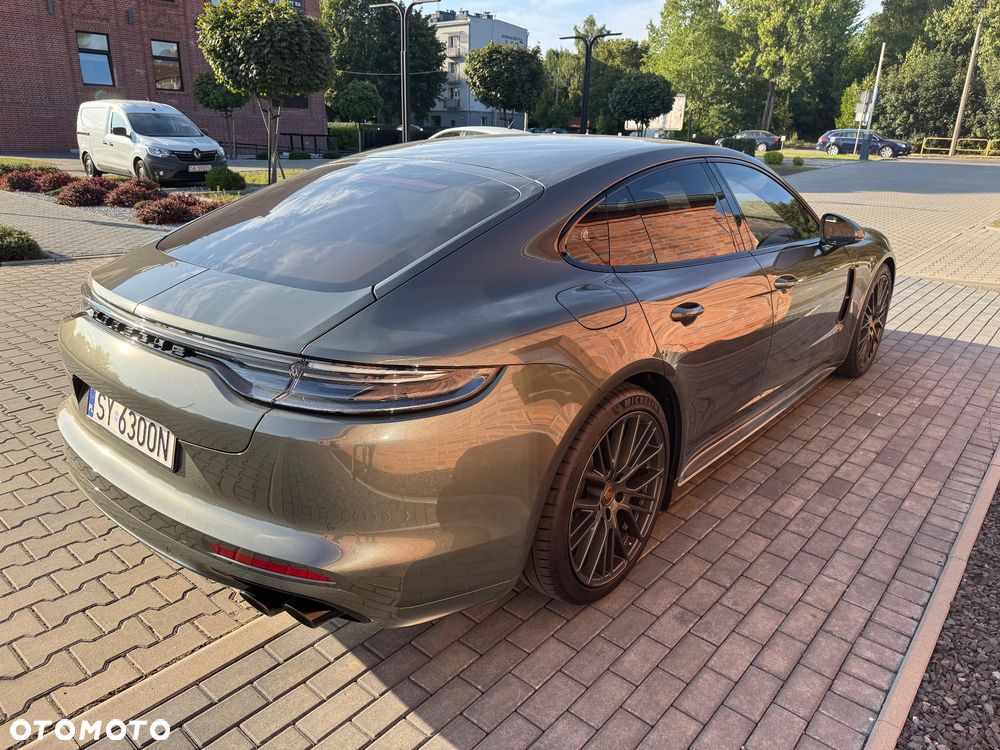 Porsche Panamera GTS - 12