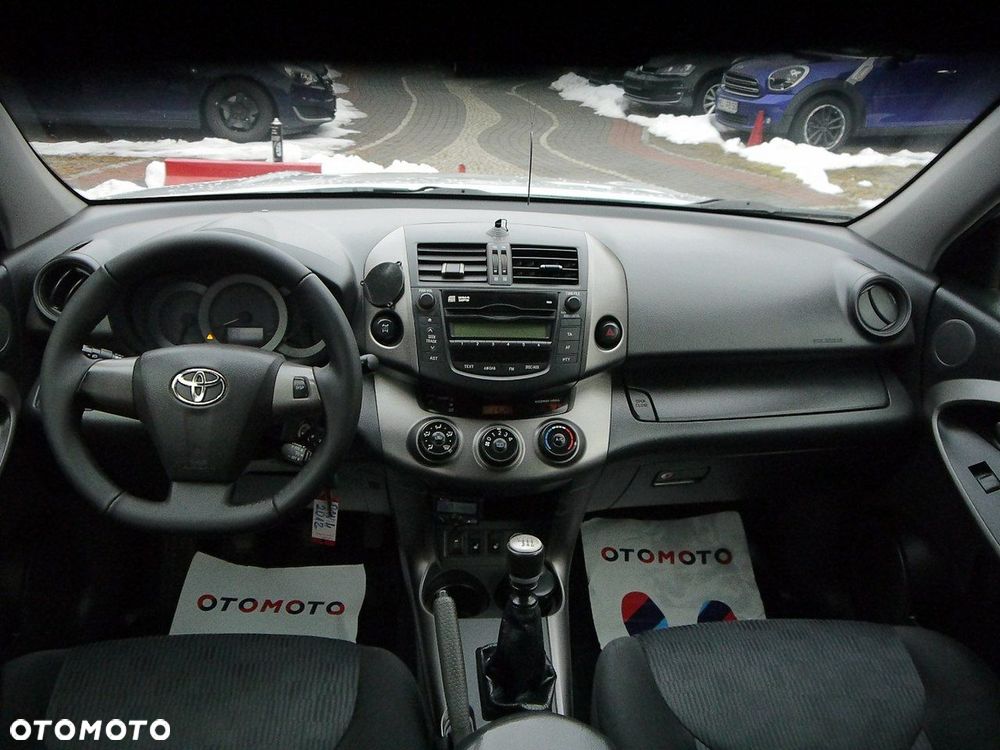 Toyota RAV4 2.2 D-4D 4x4 Sol - 16