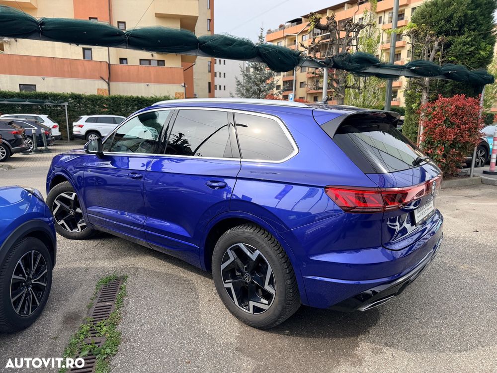 Volkswagen Touareg 3.0 V6 TDI SCR 4Motion Automatik R-Line - 4