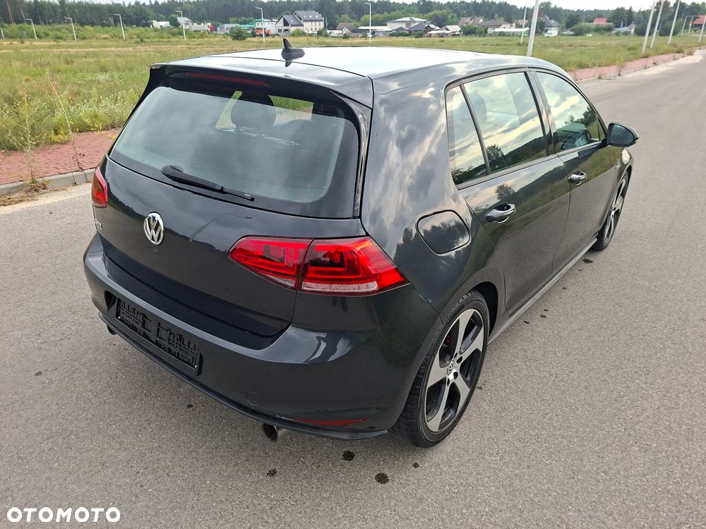 Volkswagen Golf 2.0 TSI BMT GTI - 9