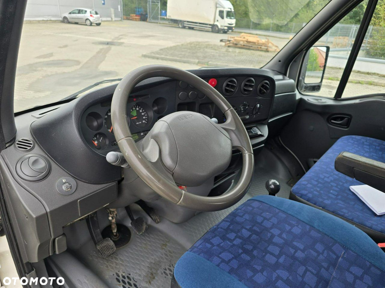 Iveco Daily 35C13 - 25