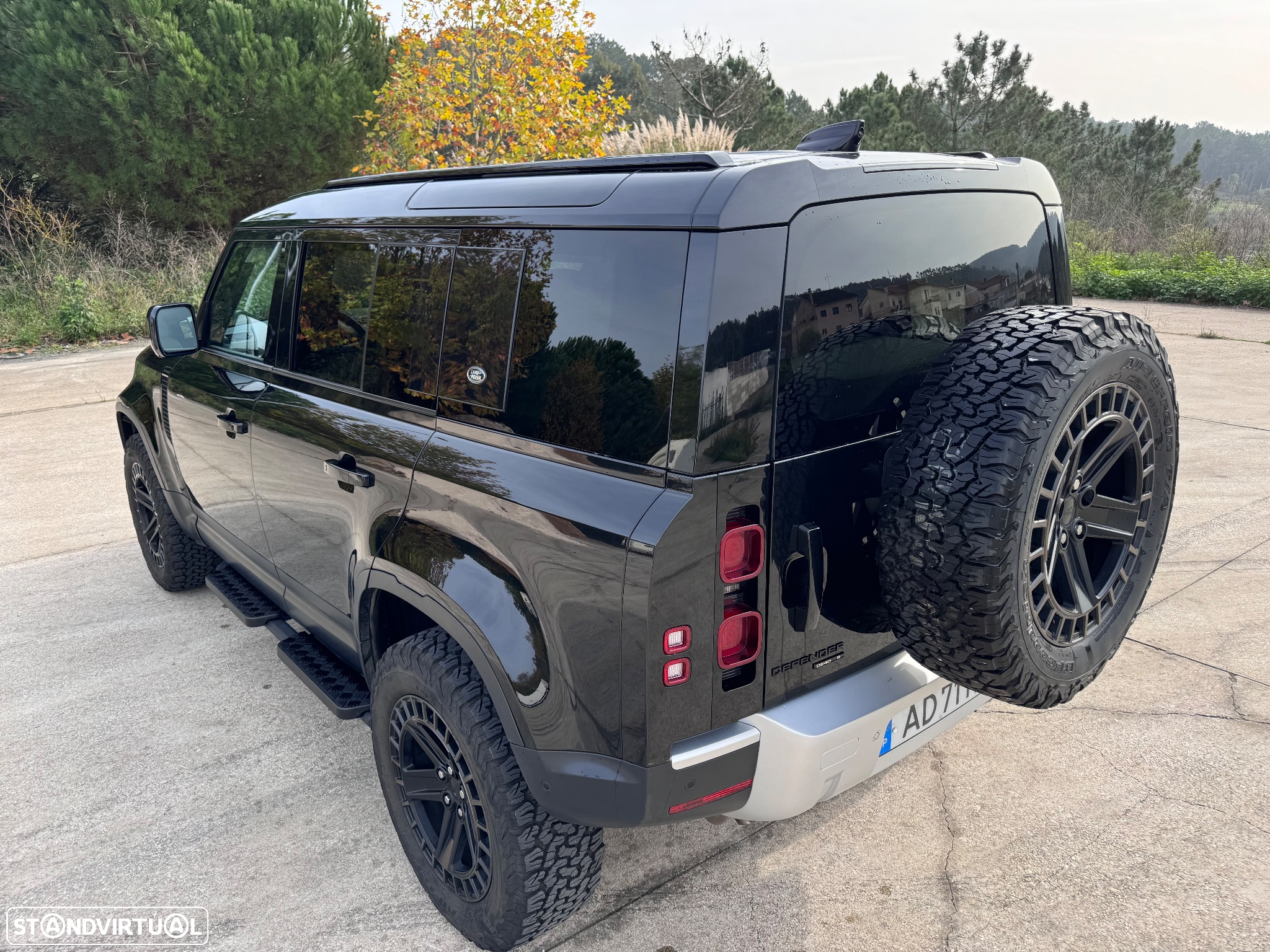 Land Rover Defender 2.0 D 110 AWD S - 3