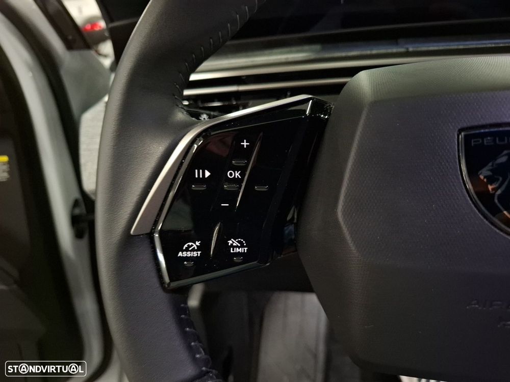 Peugeot 3008 1.2 Hybrid Allure e-DCS6 — fotografia 15