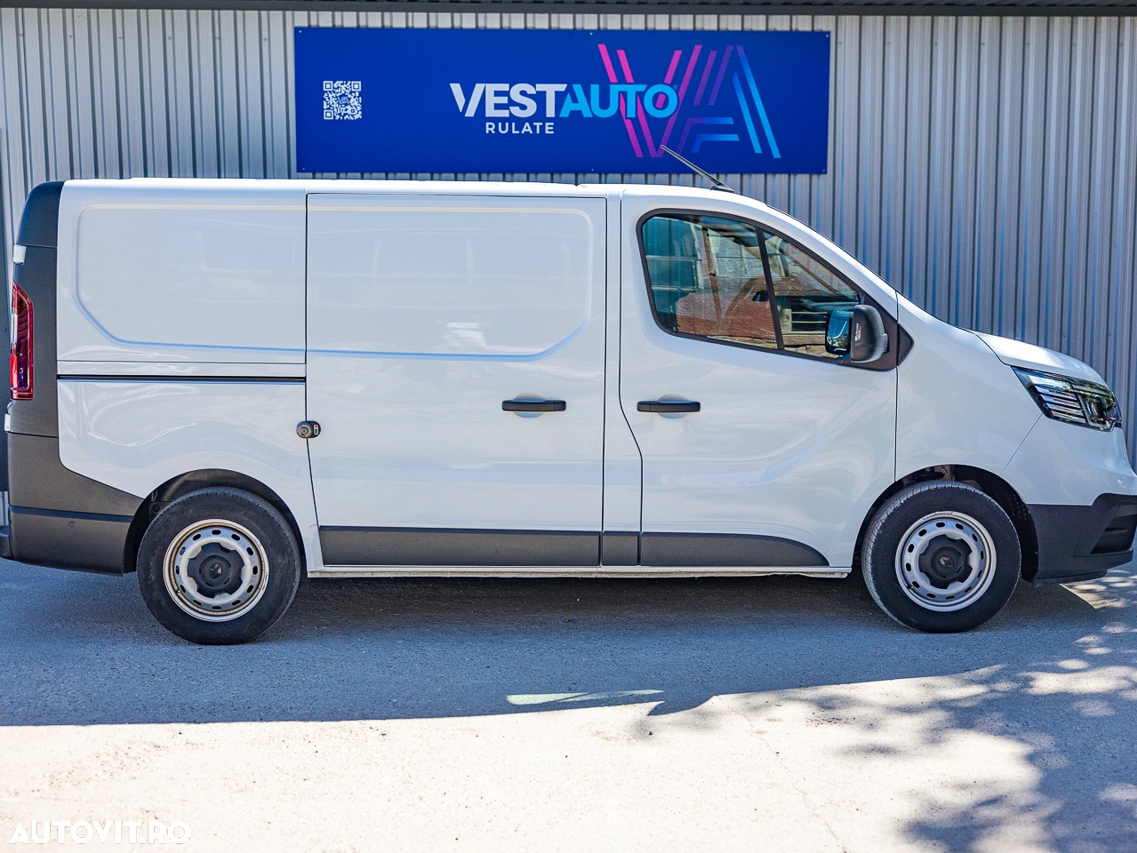 Renault Trafic 2.0 Blue dCi 130 Furgon Cabina Dubla L2H1 - 19