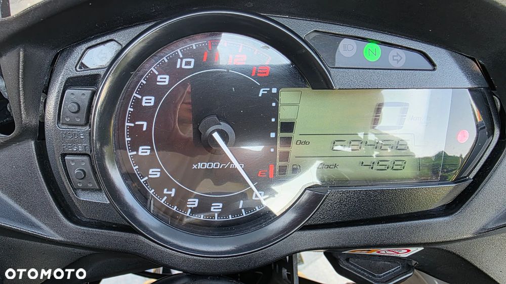 Kawasaki Ninja 1000 SX - 4