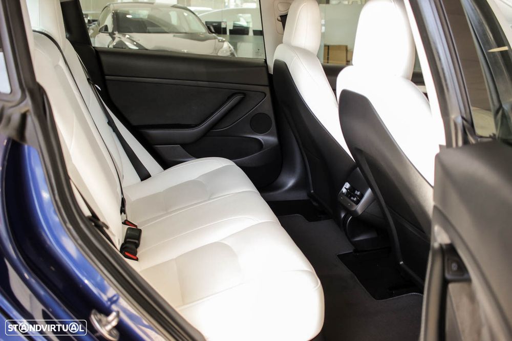 Tesla Model 3 Long Range AWD Dual Motor Performance - 8